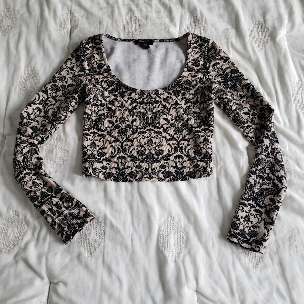 Forever 21 Crop Top Size S for Women